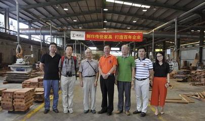 智者齐聚国寿红木 深度解析新明式家具_广东之窗,广窗网,广东生活门户网站,广东新闻,深圳新闻,广州新闻,珠海新闻,东莞新闻等便民生活资讯网站。 - 消费 - 广东之窗|广窗网-广东及港澳台人的地铁沿线生活圈!